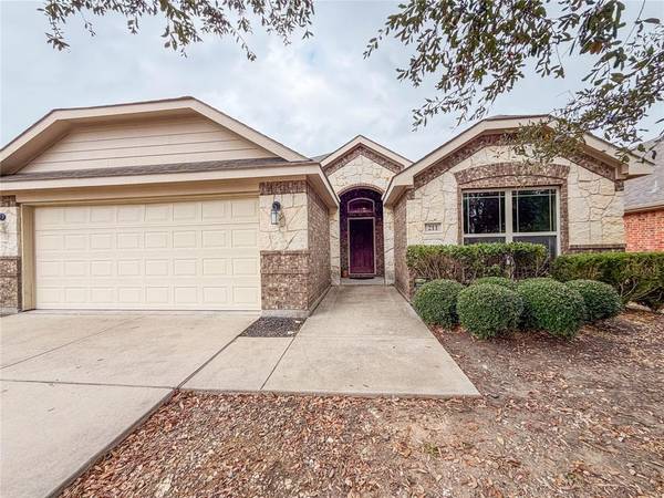 211 Range Road, Waxahachie, TX 75165