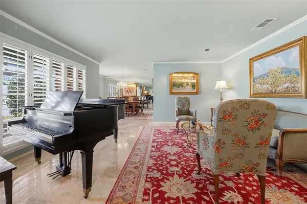 3908 Thistle Lane, Fort Worth, TX 76109