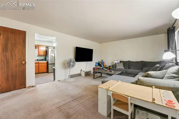 155 S Brentwood DR, Colorado Springs, CO 80910