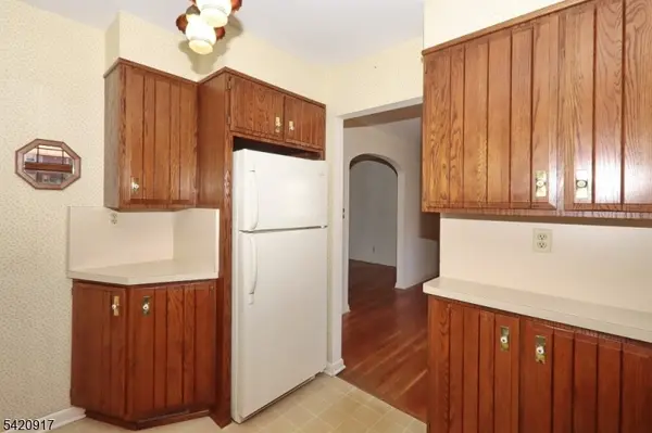 130 Warrenville Rd, Green Brook Twp., NJ 08812