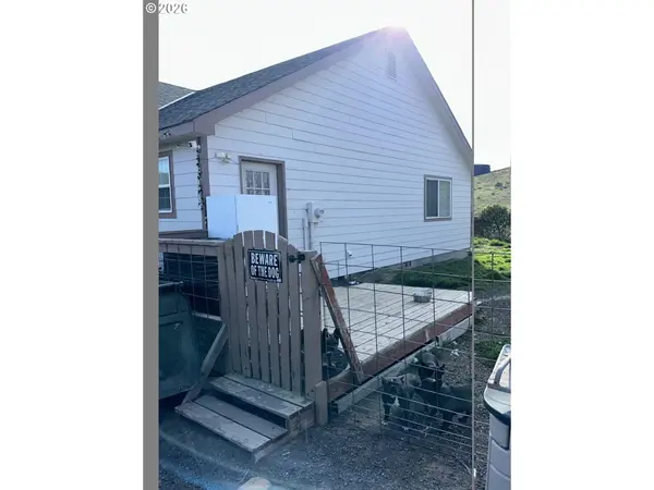 535 EMERT DR, Ione, OR 97843