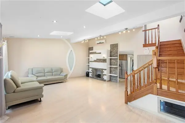 1228 64th ST #D, Brooklyn, NY 11219