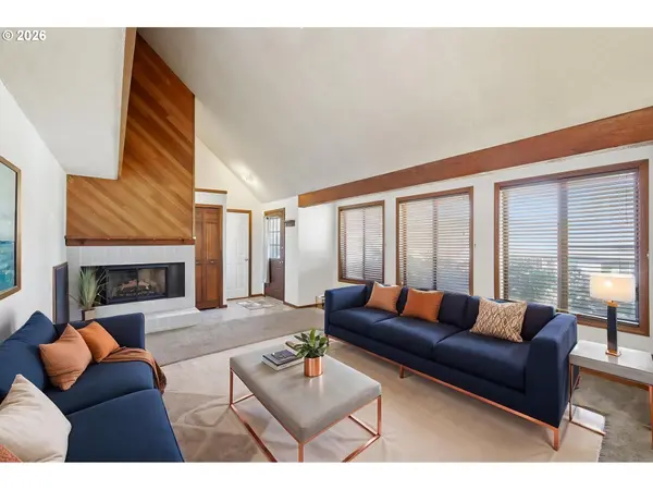 4411 DILLARD RD, Eugene, OR 97405