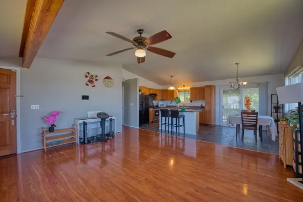 91 HOOMALU ST, Hilo, HI 96720