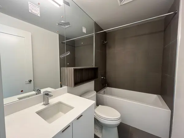 135 lower Sherbourne ST #2032, Toronto C08, ON M5A 0W8