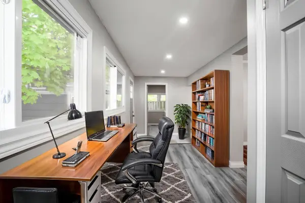 635 First ST S, Gravenhurst, ON P1P 1K1