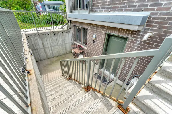 350 Fisher Mills RD #38, Cambridge, ON N3C 0G8