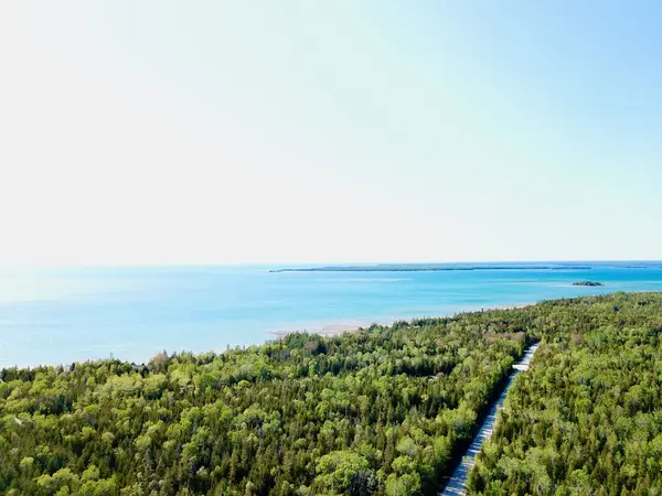 30 Pike ST, Northern Bruce Peninsula, ON N0H 1W0