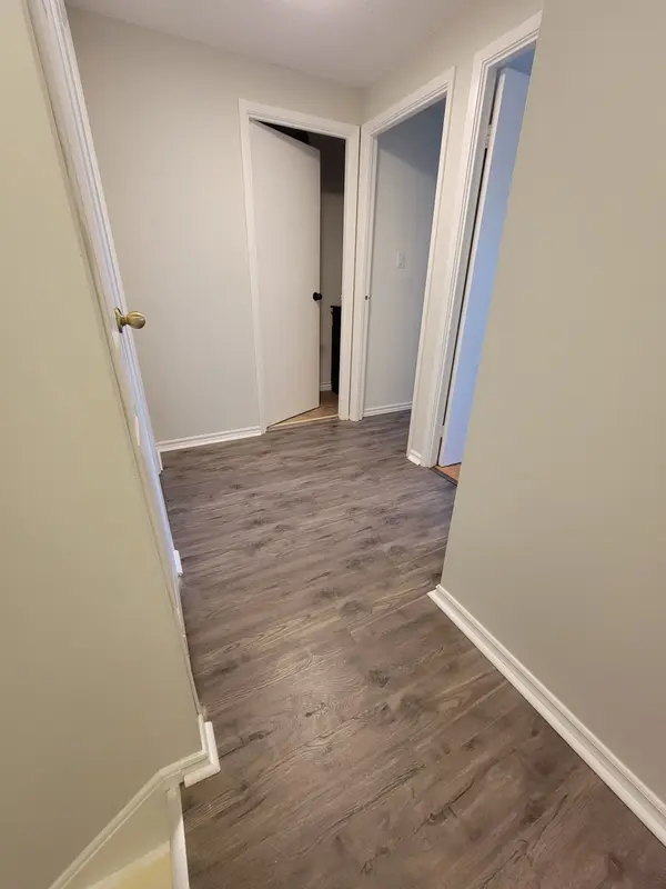 85 Albright RD #45, Hamilton, ON L8K 6H1