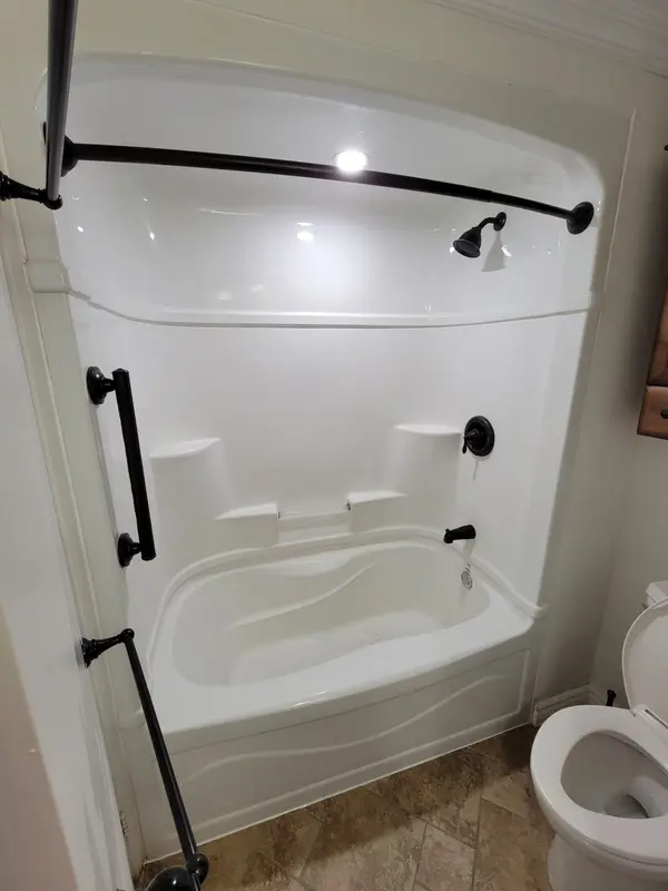 85 Albright RD #45, Hamilton, ON L8K 6H1