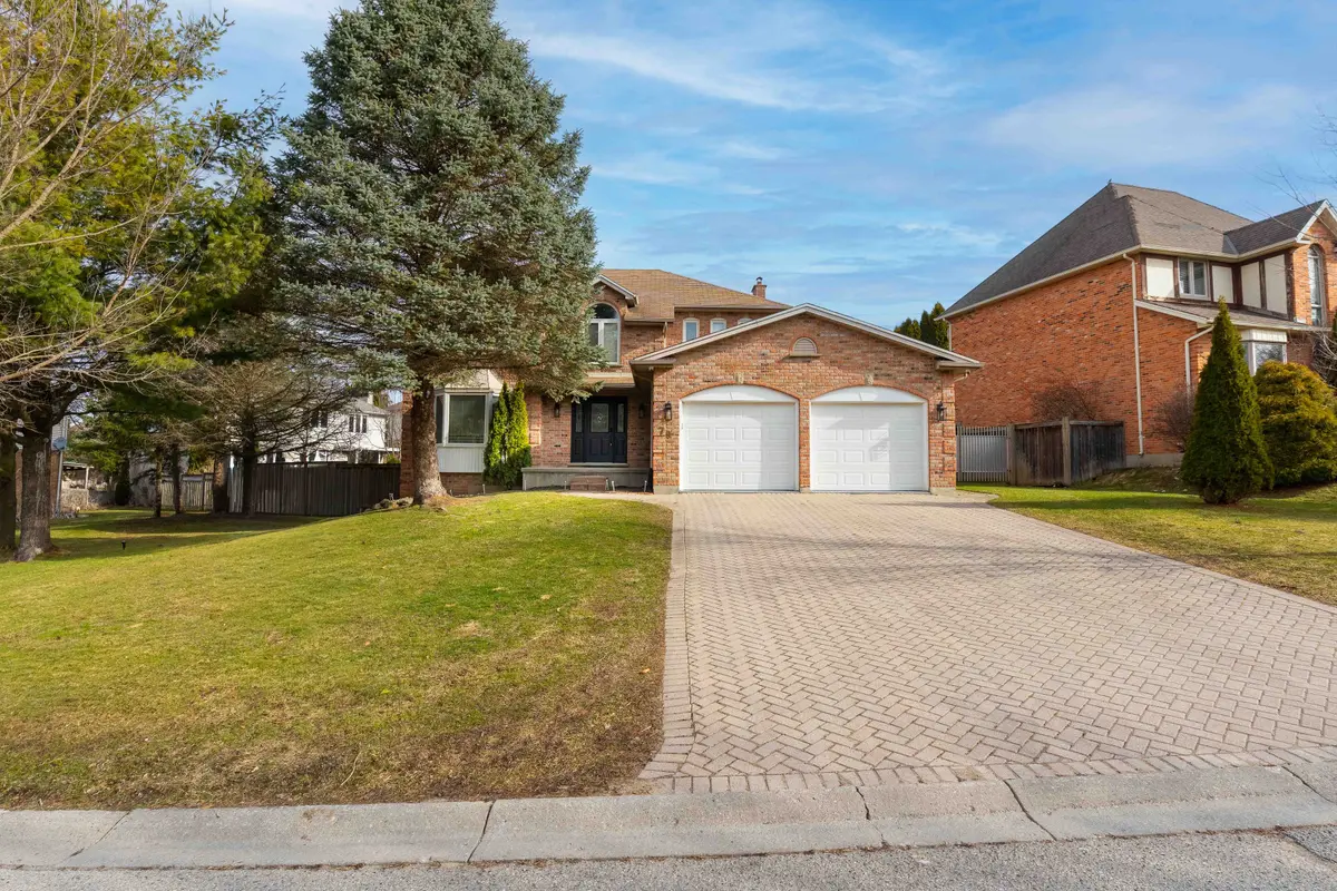 79 Trellis CRES, London South, ON N6K 4H2