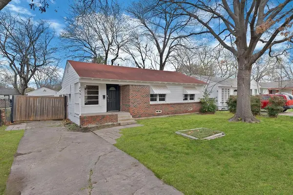 2351 NORWOOD Drive, Dallas, TX 75228