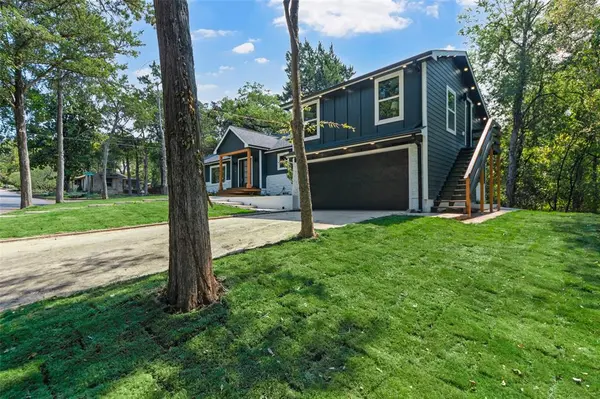 1503 E Lakeview Drive, Dallas, TX 75216