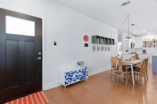 2410 Catherine Street, Dallas, TX 75211