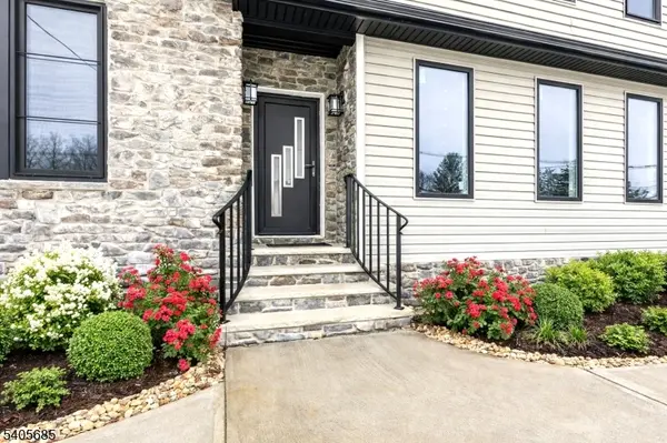 237B S Main St, Raritan Twp., NJ 08822