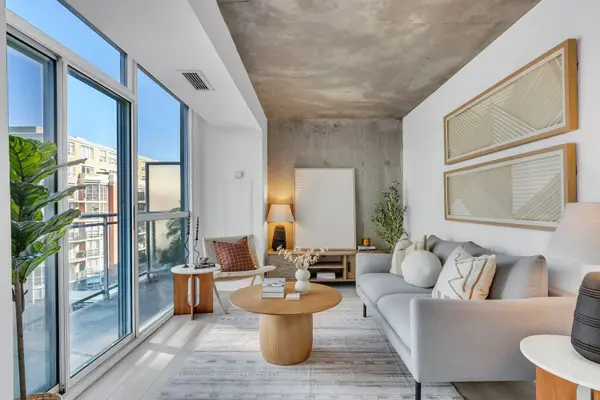 1029 King ST W #629, Toronto C01, ON M6K 3M9