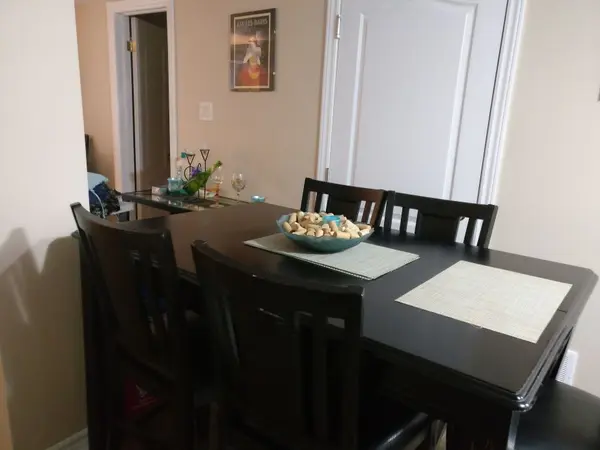 27 Thrushwood (Lower) DR #Lower Level, Barrie, ON L4N 0Z1