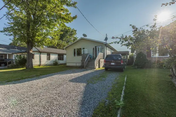 29 Lillian ST, Fort Erie, ON L2A 5M1