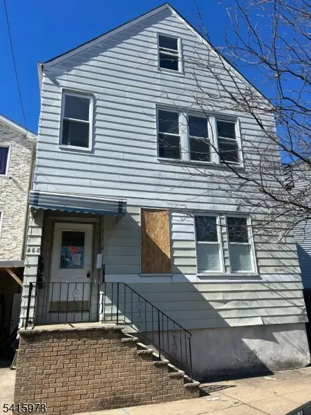 468 4Th Ave, Elizabeth City, NJ 07206