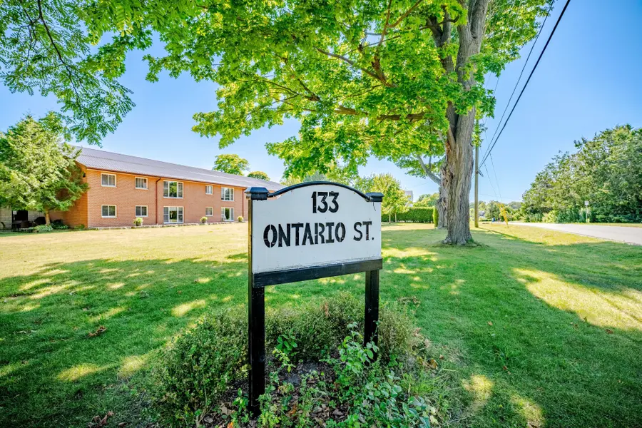 133 Ontario ST #207, Cobourg, ON K9A 3B4