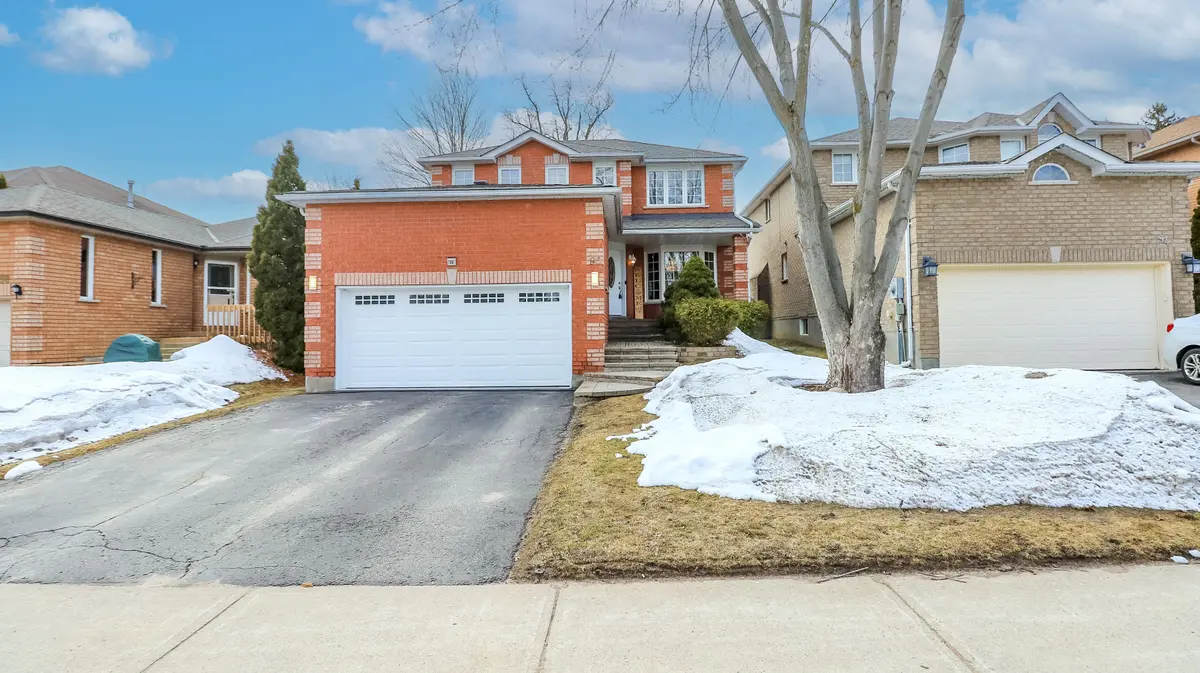 96 Ward DR, Barrie, ON L4N 8A5