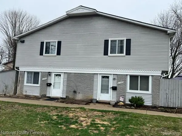 41292 N Woodbury Green DR, Van Buren Charter Township, MI 48111