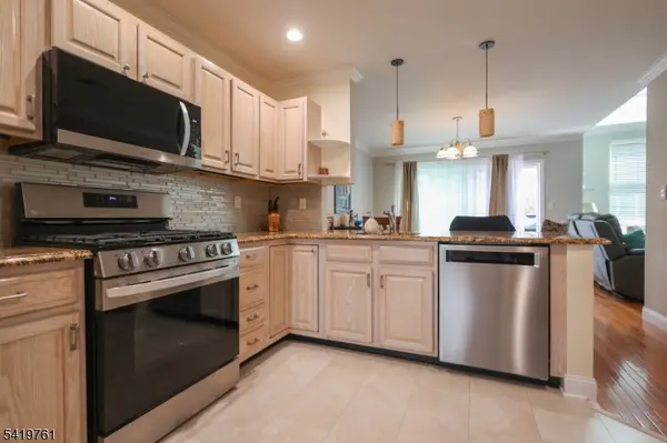 20 Forsgate Ter, Clinton Twp., NJ 08801