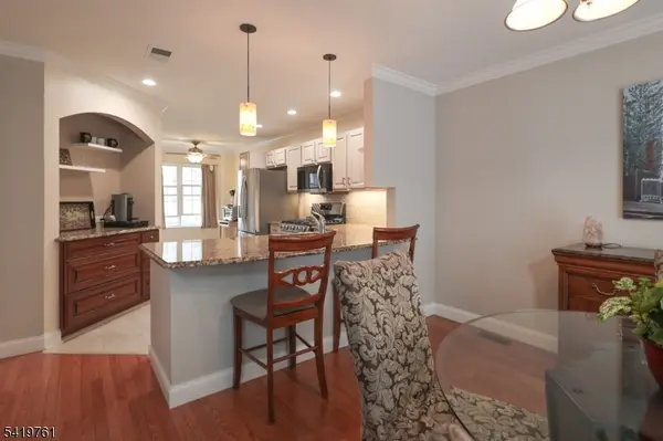 20 Forsgate Ter, Clinton Twp., NJ 08801