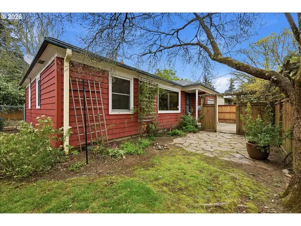 5823 SE INSLEY ST, Portland, OR 97206