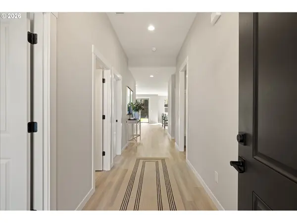 135 SE AIREDALE AVE, La Center, WA 98629