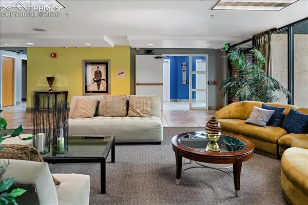 417 E Kiowa ST #1103, Colorado Springs, CO 80903