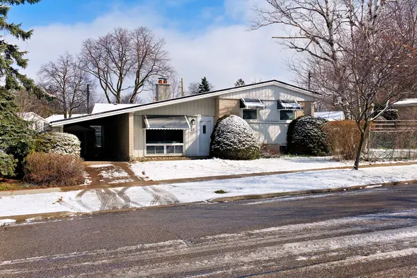 42 Benleigh DR, Toronto E09, ON M1H 1J5