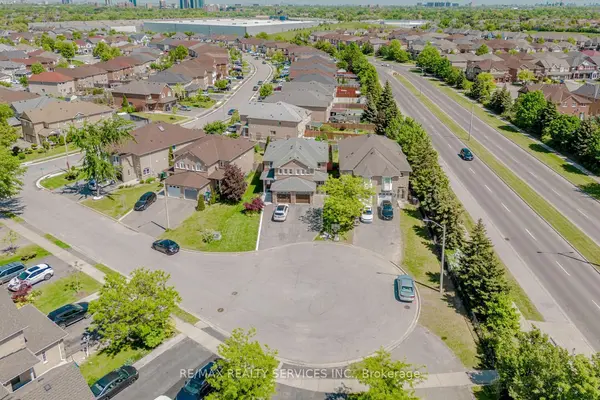 32 Silo (UPPER) CT, Brampton, ON L6X 4S4