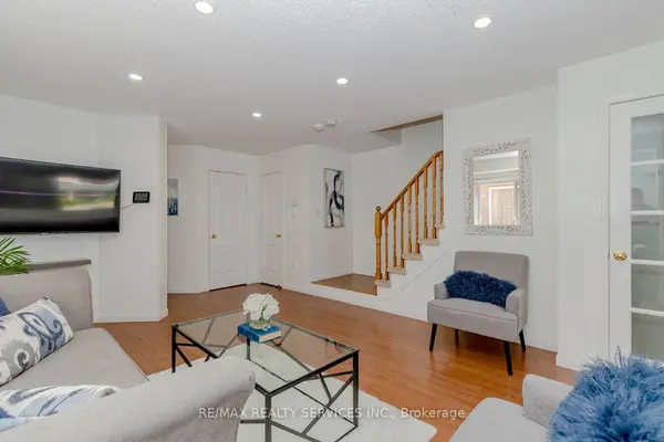 32 Silo (UPPER) CT, Brampton, ON L6X 4S4