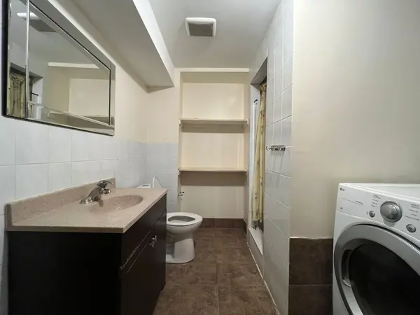 3407 Crimson King CIR #Bsmt, Mississauga, ON L5N 8M9