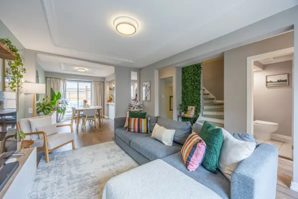 5475 Lakeshore RD #113, Burlington, ON L7L 1E1