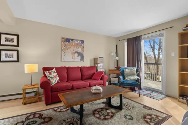 1204 Shillington AVE #8, Carlington - Central Park, ON K1Z 7Z4