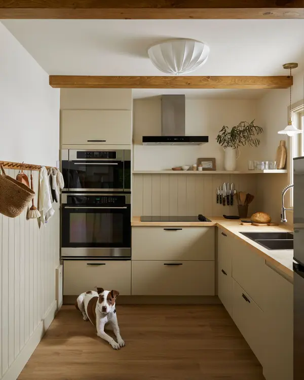 1036 Barbara RD, Dysart Et Al, ON K0L 1M1