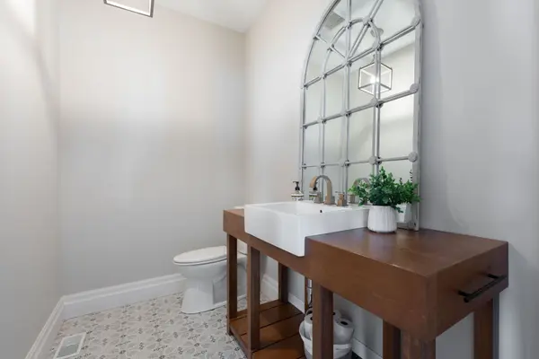 1096 Westbrook RD, Hamilton, ON L0R 2A0