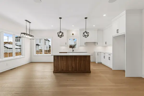 60 Pleasant AVE N, Fort Erie, ON L0S 1N0