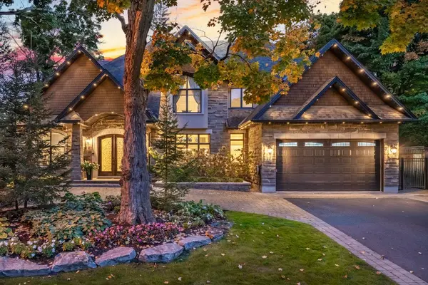 77 Placel RD, Rockcliffe Park, ON K1L 5B9