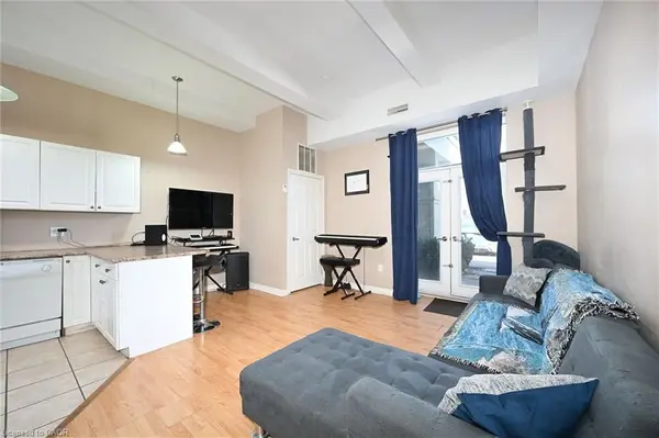 6365 Drummond RD #105, Niagara Falls, ON L2G 4N1