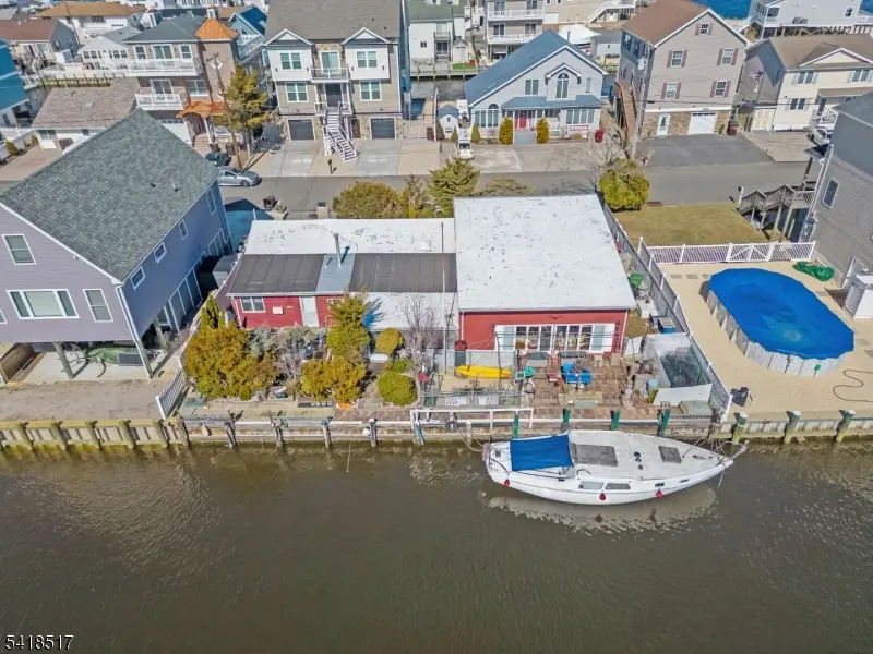 242 Evergreen Dr, Berkeley Twp., NJ 08721