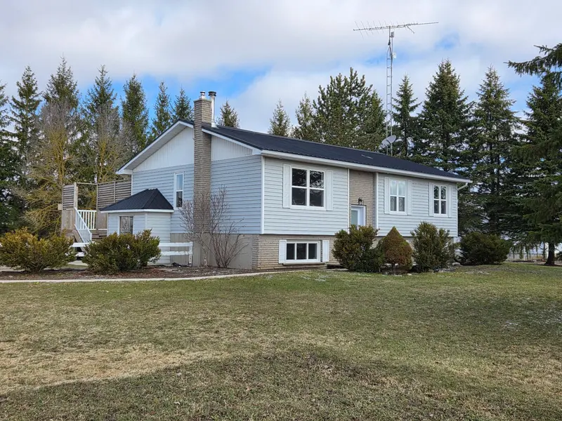 7324 5 Side Road E, Wellington North, ON N0G 2L0