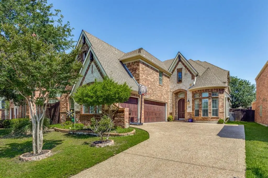 6909 Medallion Drive, Plano, TX 75024
