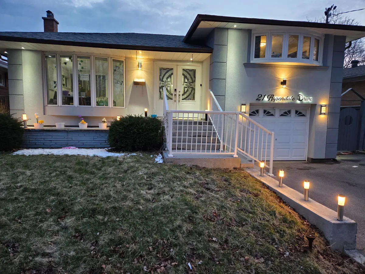 21 Aspendale DR, Toronto E09, ON M1P 4J7