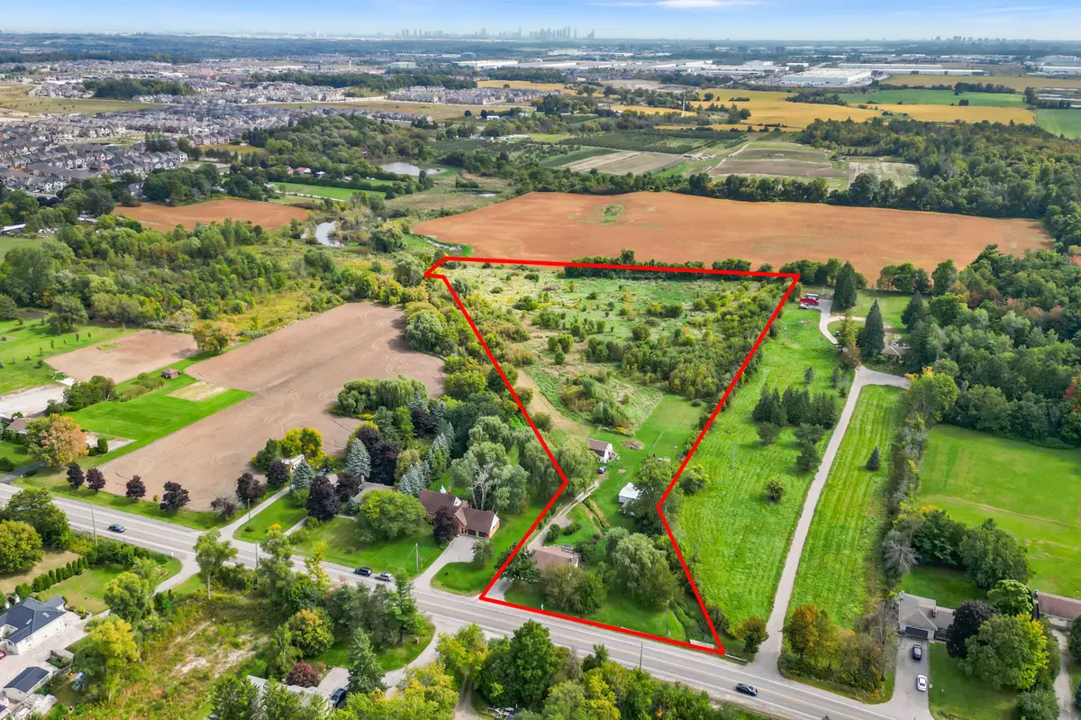 2701 Embleton RD, Brampton, ON L6Y 0E8