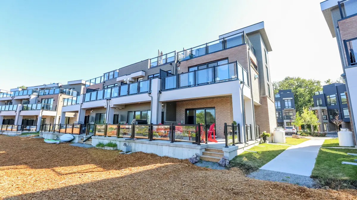 100 Marina Village DR, Georgian Bay, ON L0K 1S0