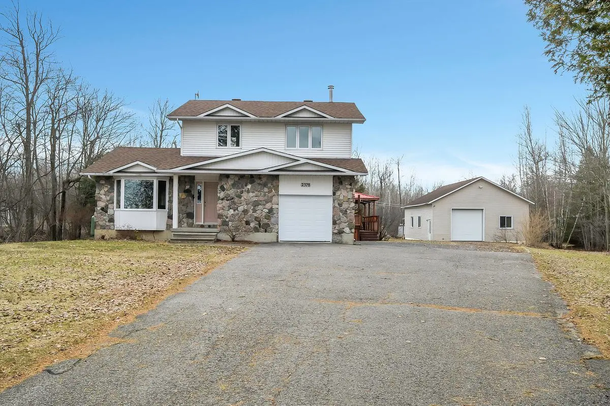 2378 Russland RD, Russell, ON K0A 3H0