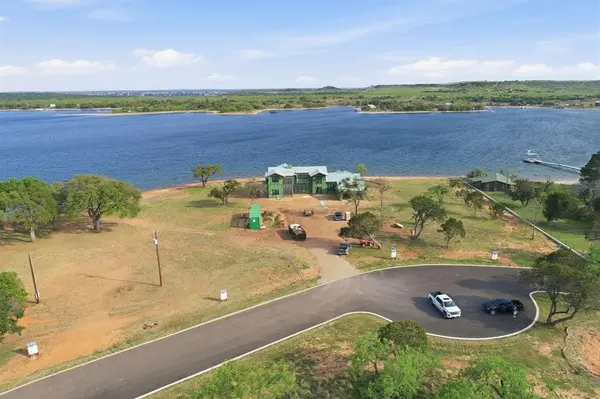 2703 Frontier Shores Lane, Graford, TX 76449